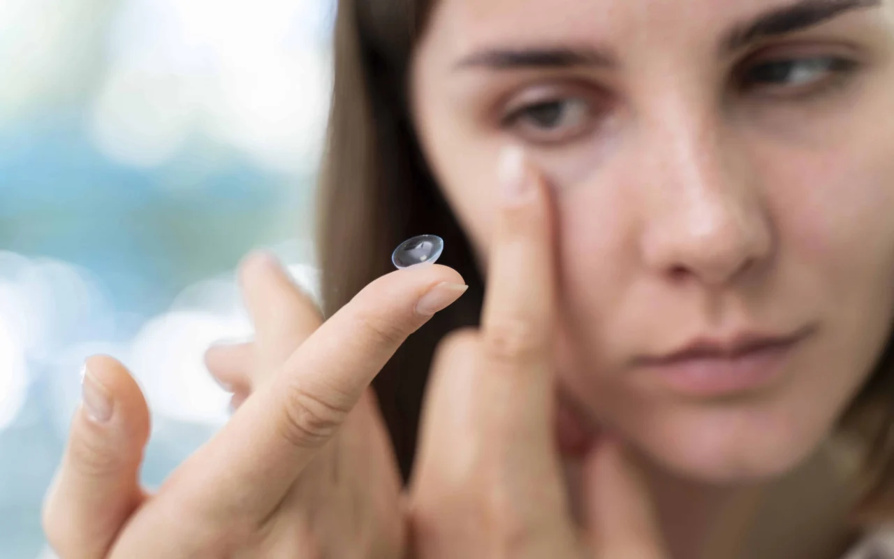 Frequent Contact Irritation: Improve Hygiene and Wearing Habits